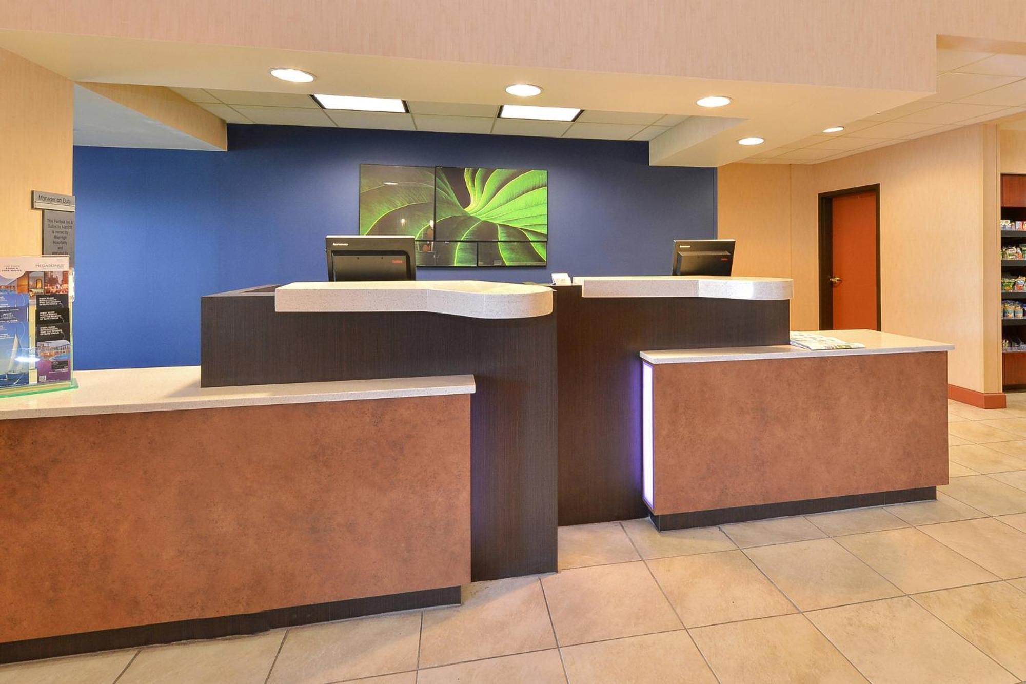 Fairfield Inn & Suites By Marriott Denver Aurora/Parker Exterior photo